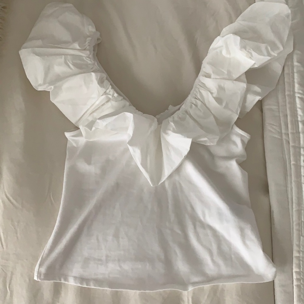 H&M white ruffled tank